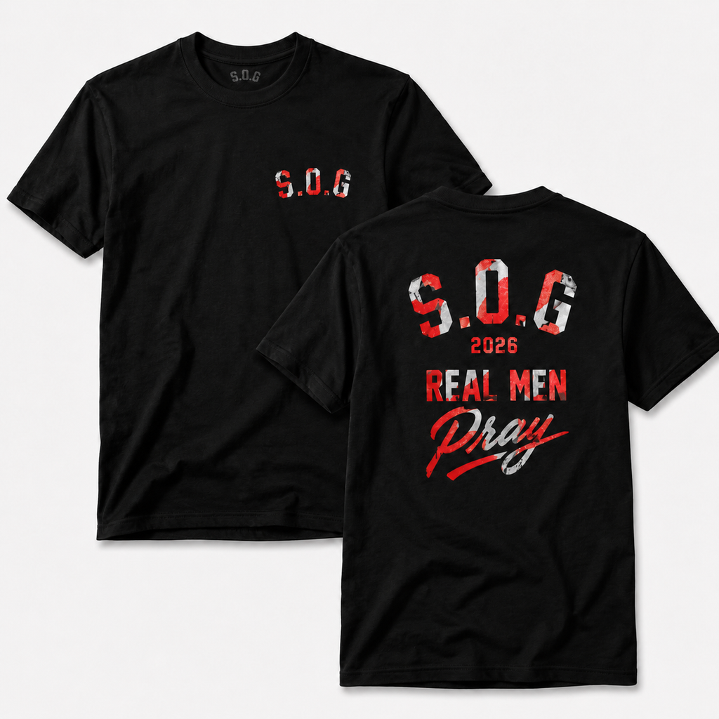 Real Men Pray T-Shirt