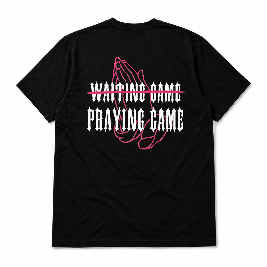 PRAYING GAME T-SHIRT